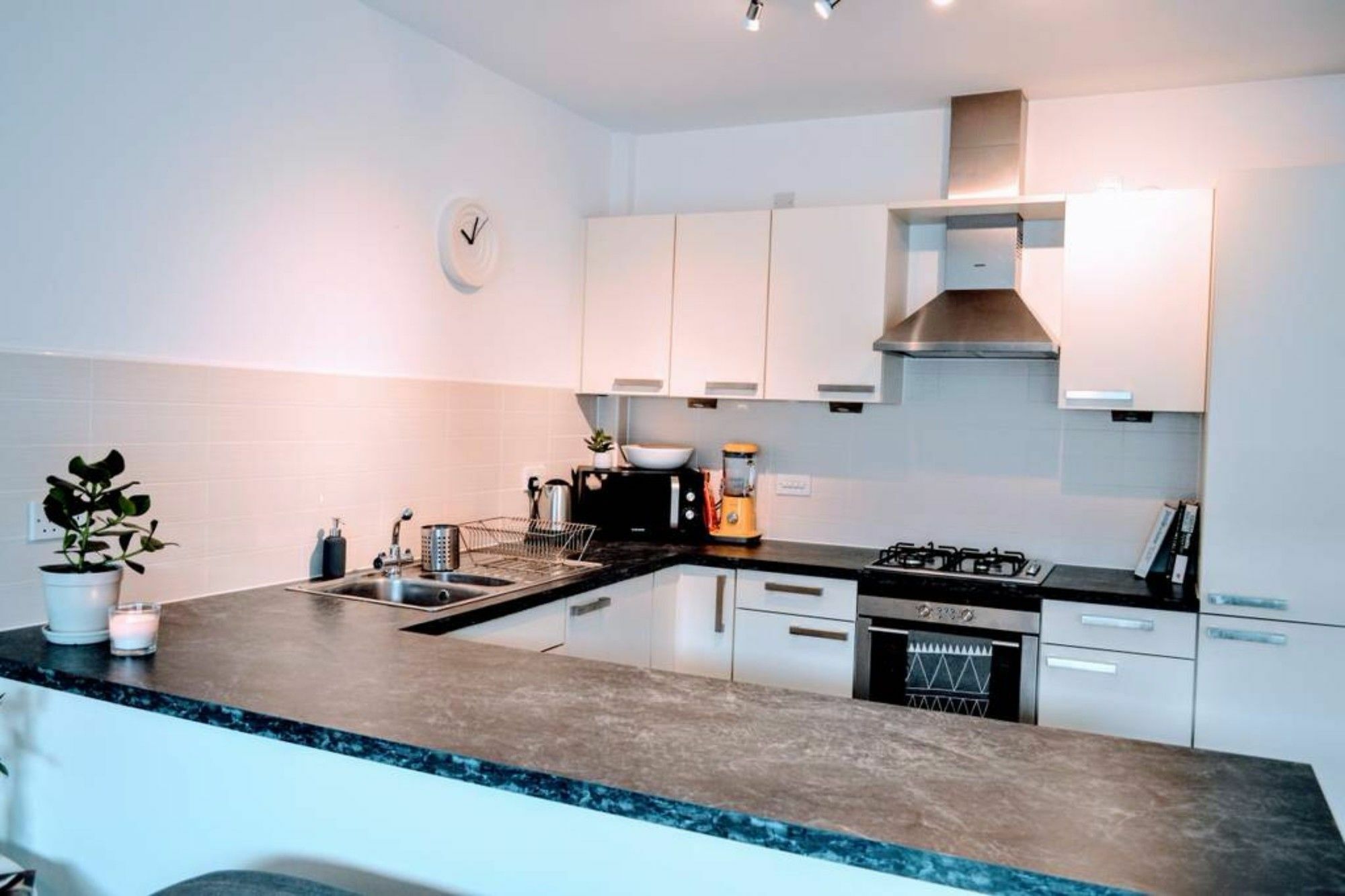 Beautifully Renovated Apartment -Central אדינבורו מראה חיצוני תמונה